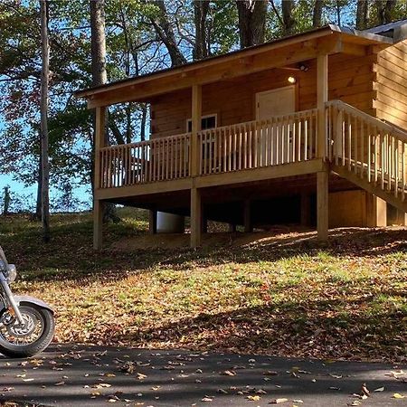 Foxtail Orchards - The Iron Horse Villa Tazewell Екстериор снимка